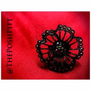 Onyx Black Sparkling Jeweled Flower Ring